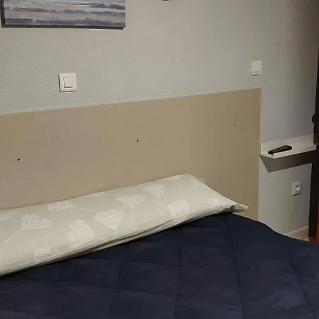 Rosales Πανσιόν Aranda de Duero